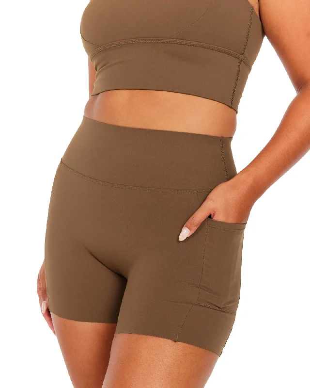 Aura Bonded Ascend Shorts - Cafe Latte