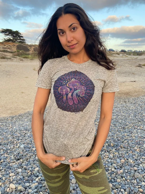 Entheogenic ""Magic"" Mushrooms on Linen Tee