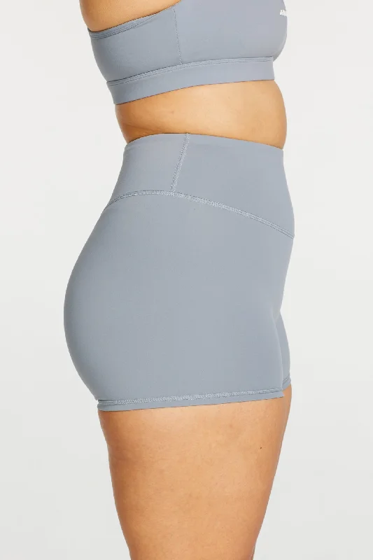 STAPLE SHORT SHORTS DUSTY BLUE