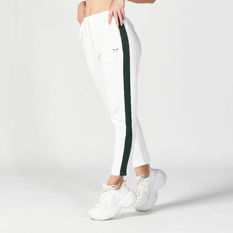 Core Tapered Pants - Pearl White