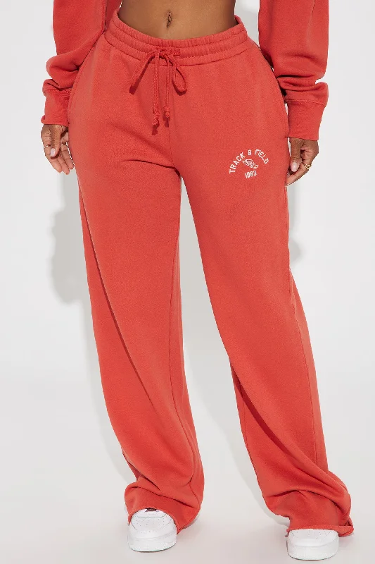 Après Ski Club″ Wide Leg Sweatpants - Rust