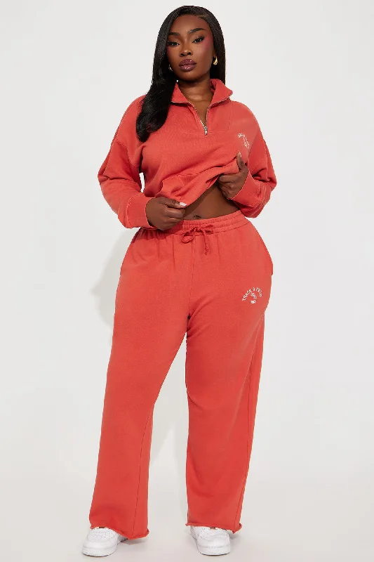 Après Ski Club″ Wide Leg Sweatpants - Rust