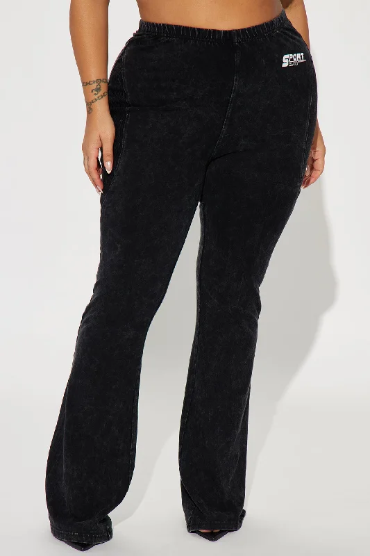 Game Changer Sporty Washed Flared Pant - Black Wash