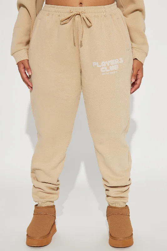 Players Club Puff Print Jogger - Sand