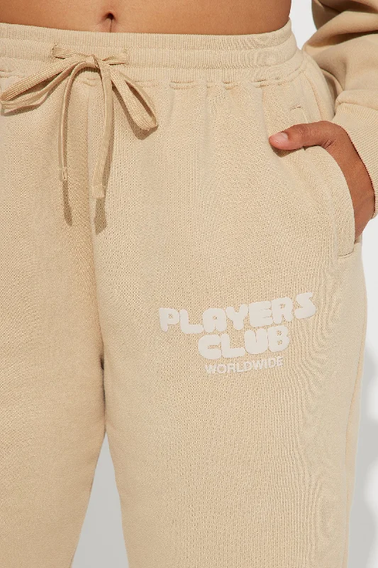 Players Club Puff Print Jogger - Sand