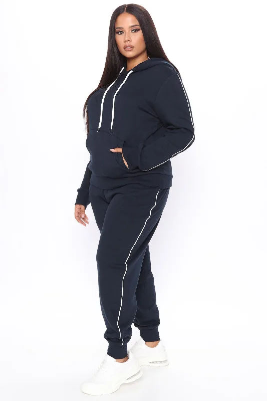 Tennis And Chill Fleece Jogger - Navy