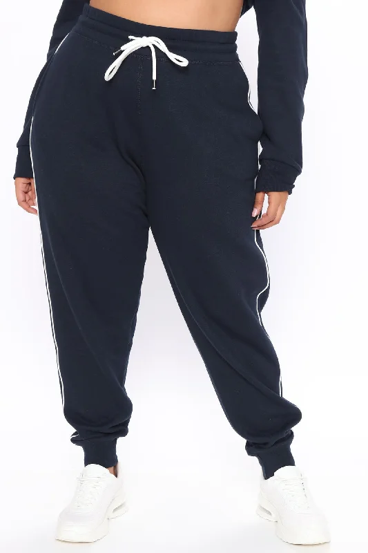 Tennis And Chill Fleece Jogger - Navy